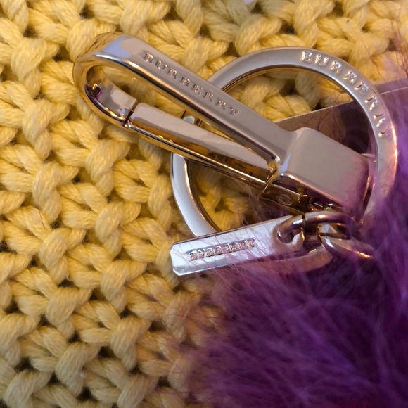 Authentic Burberry Thomas Bear Pom Pom - Picture 7 of 7